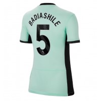 Camisa de time de futebol Chelsea Benoit Badiashile #5 Replicas 3º Equipamento Feminina 2023-24 Manga Curta